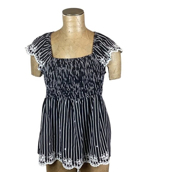 Savanna Jane BOHO Smocked Embroidered Peplum Ruffle Top Black & White Sz M #244C - Picture 2 of 9